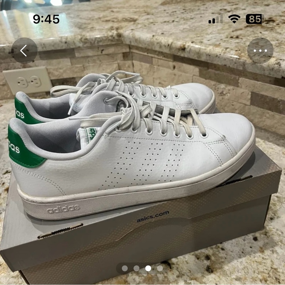 Men’s Adidas Size 10